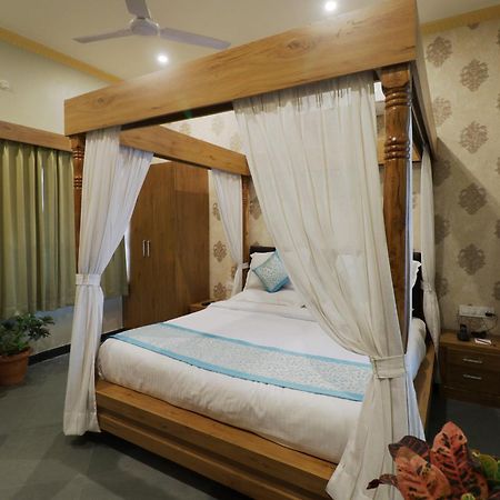 Keshav Resort Удайпур Екстериор снимка