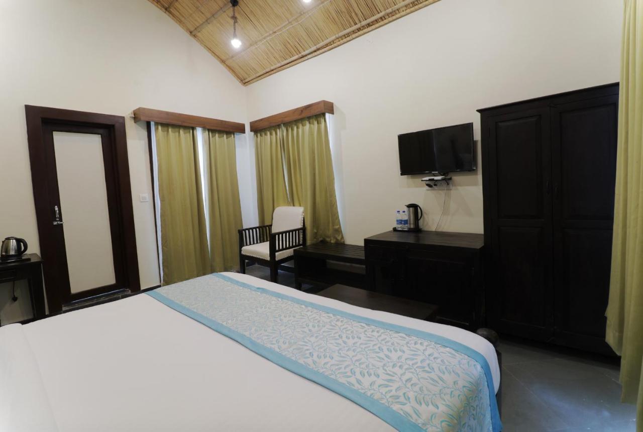 Keshav Resort Удайпур Екстериор снимка
