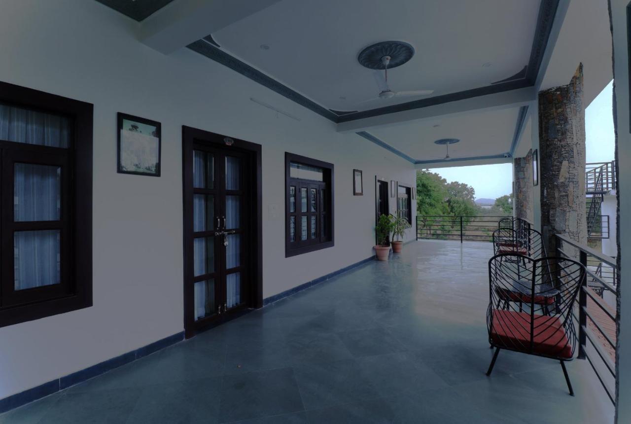 Keshav Resort Удайпур Екстериор снимка